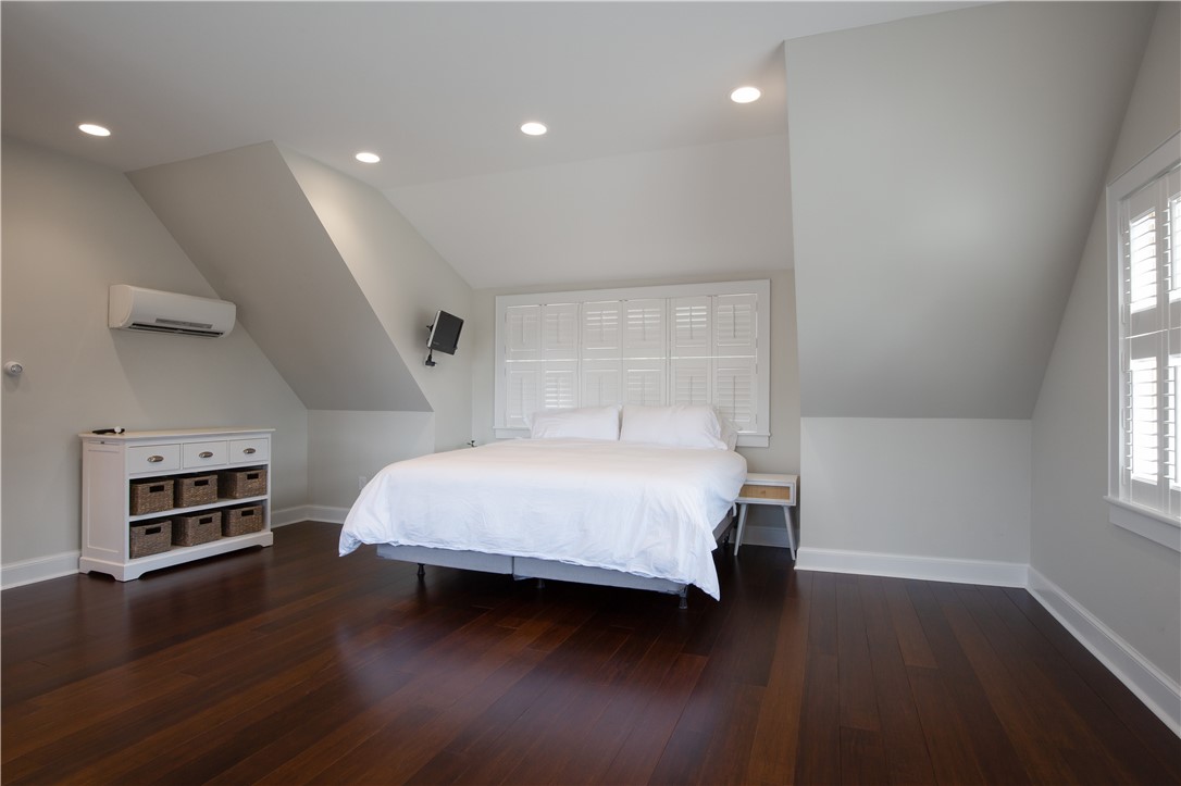 240 3rd Beach Road Middletown, RI 02842 - Photo 31 of 36