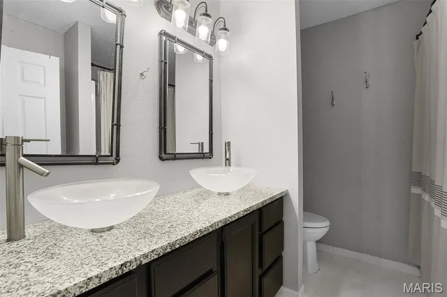 $319,000 | 108 Cross Creek Drive, Bethalto, IL 62010