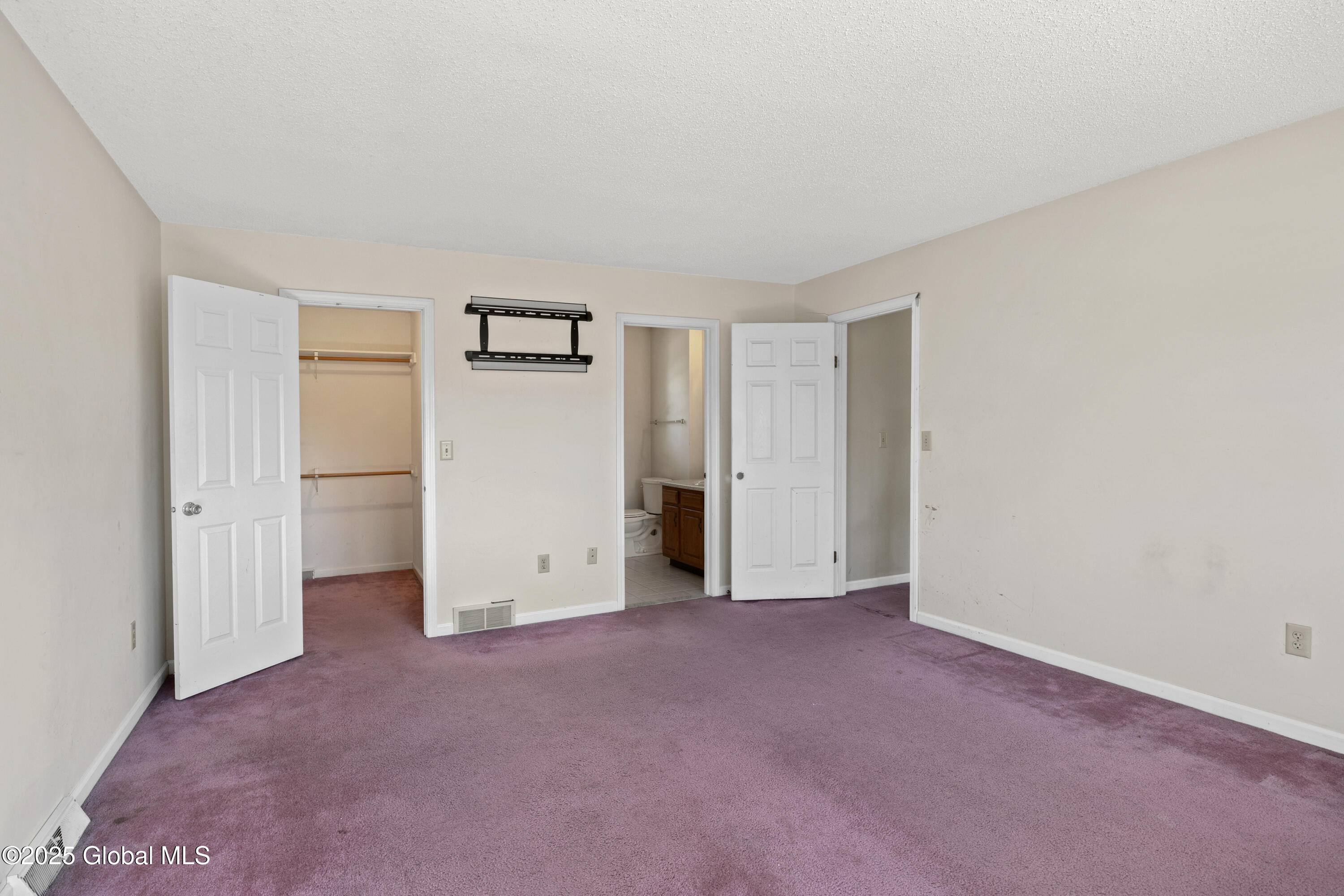 16 Bobwhite Drive Bethlehem, NY 12077 - Photo 19 of 37 1 (21)