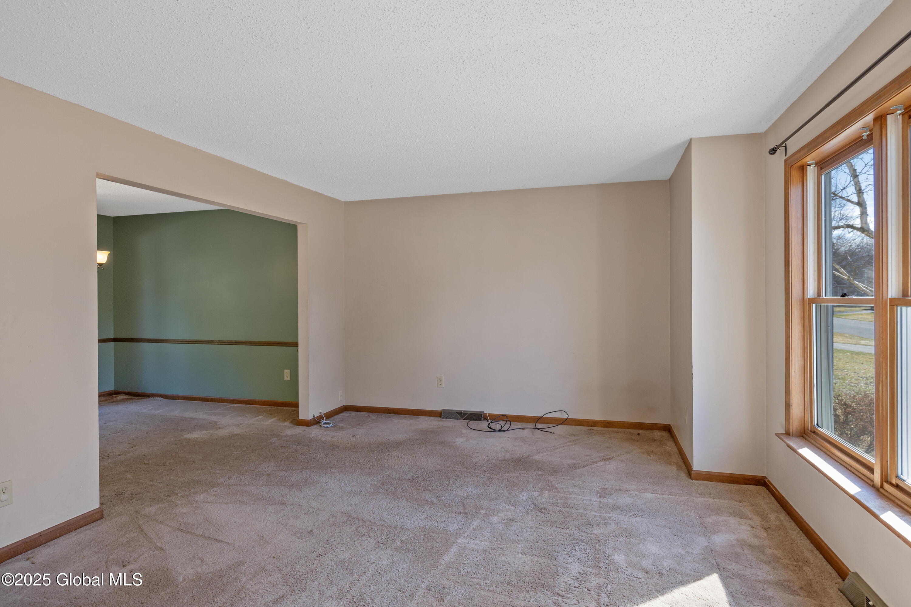 16 Bobwhite Drive Bethlehem, NY 12077 - Photo 5 of 37 1 (7)