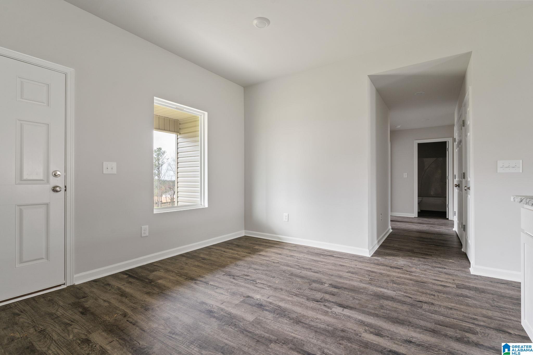 136 Coleman Way Calera, AL 35040 - Photo 6 of 14