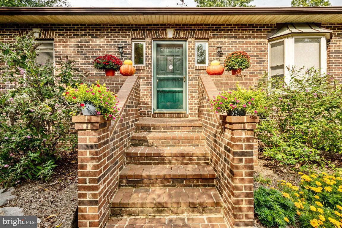 1528 Stringtown Road Berryville, VA 22611 - Photo 18 of 85 Solid Brick Front Porch / Entrance