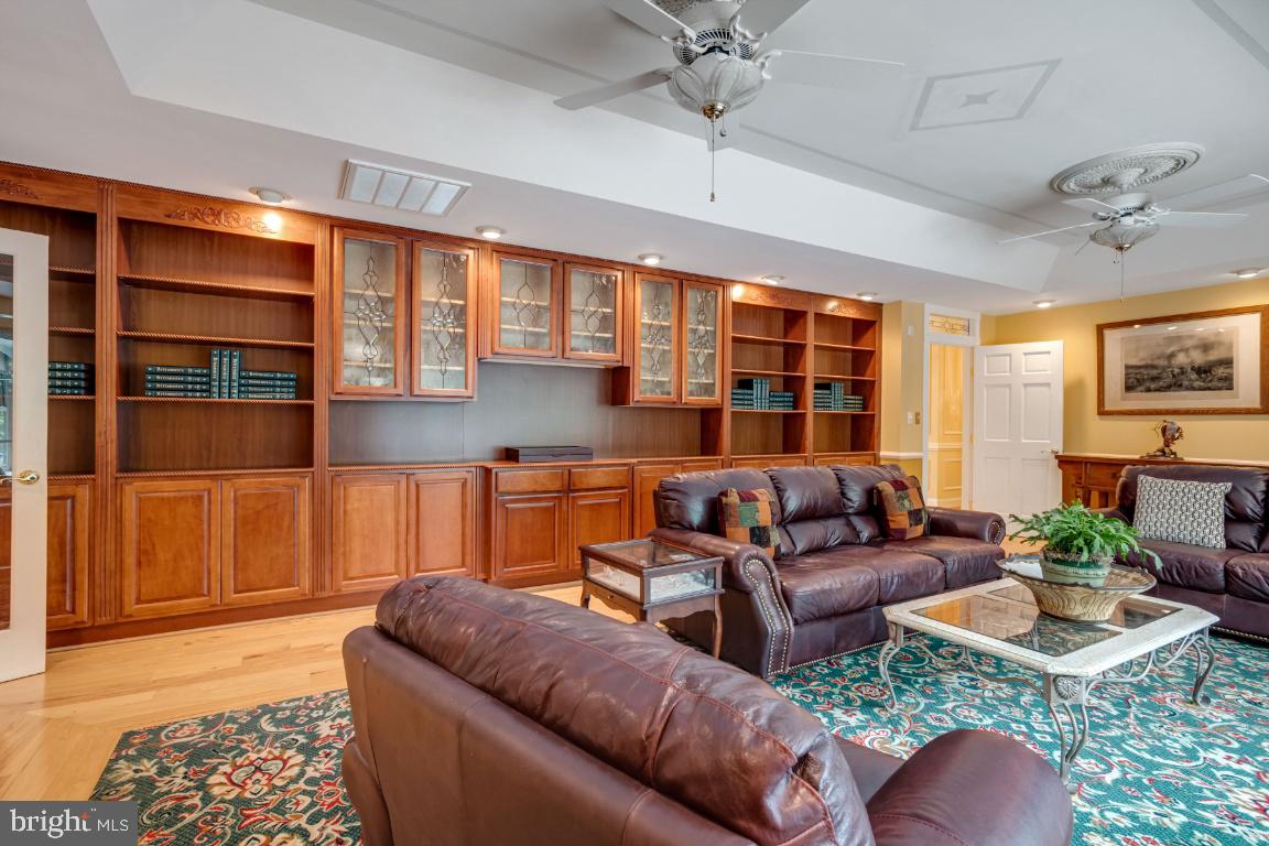 1528 Stringtown Road Berryville, VA 22611 - Photo 26 of 85 Beautiful Tray Ceiling, 2 Fans, Hickory/Ash Floors