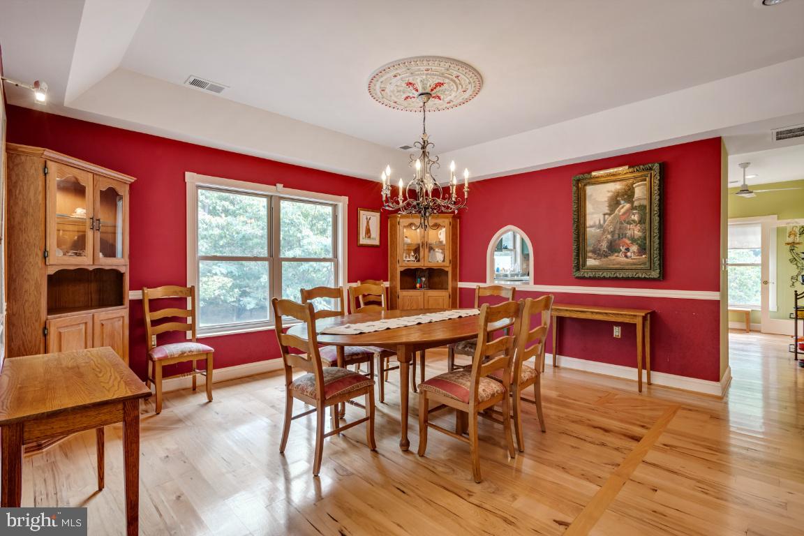 1528 Stringtown Road Berryville, VA 22611 - Photo 31 of 85 Perfectly Designed Formal Dining Room