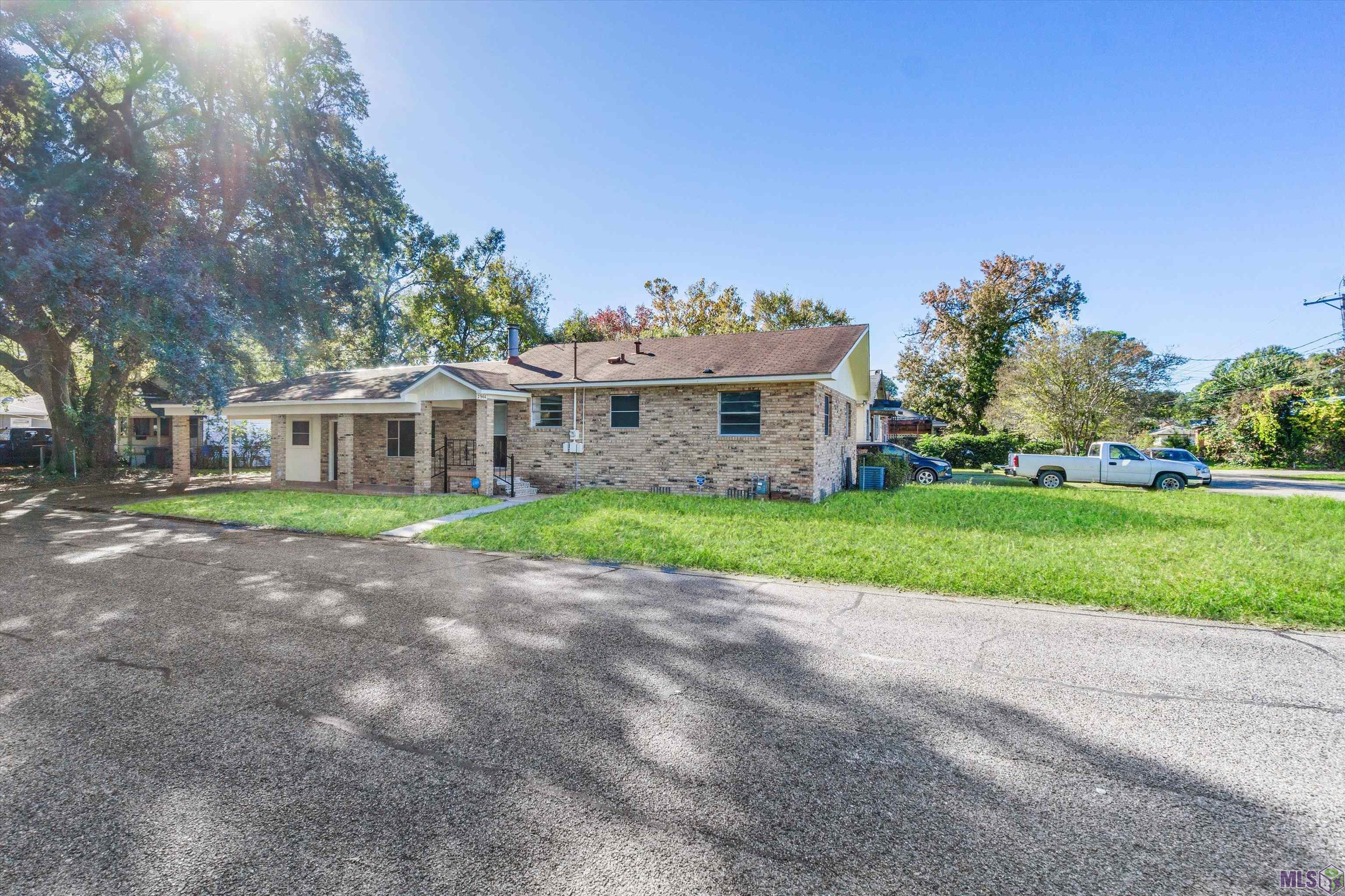 2944 Lula Avenue Baton Rouge, LA 70802 - Photo 2 of 15