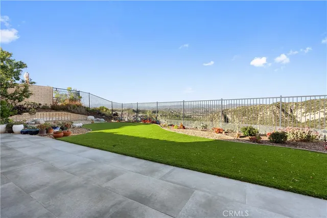 $1,199,999 | 18619 Cedar Crest Drive, Canyon Country, CA 91387
