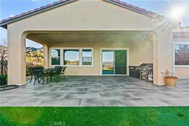 $1,199,999 | 18619 Cedar Crest Drive, Canyon Country, CA 91387