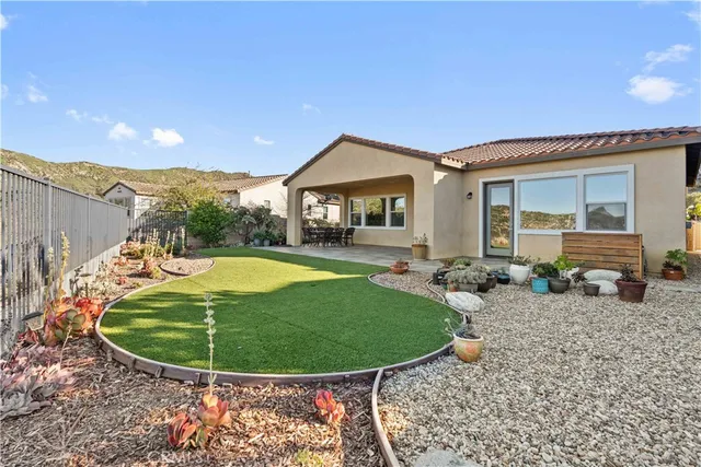 $1,199,999 | 18619 Cedar Crest Drive, Canyon Country, CA 91387