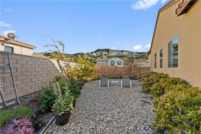 $1,199,999 | 18619 Cedar Crest Drive, Canyon Country, CA 91387