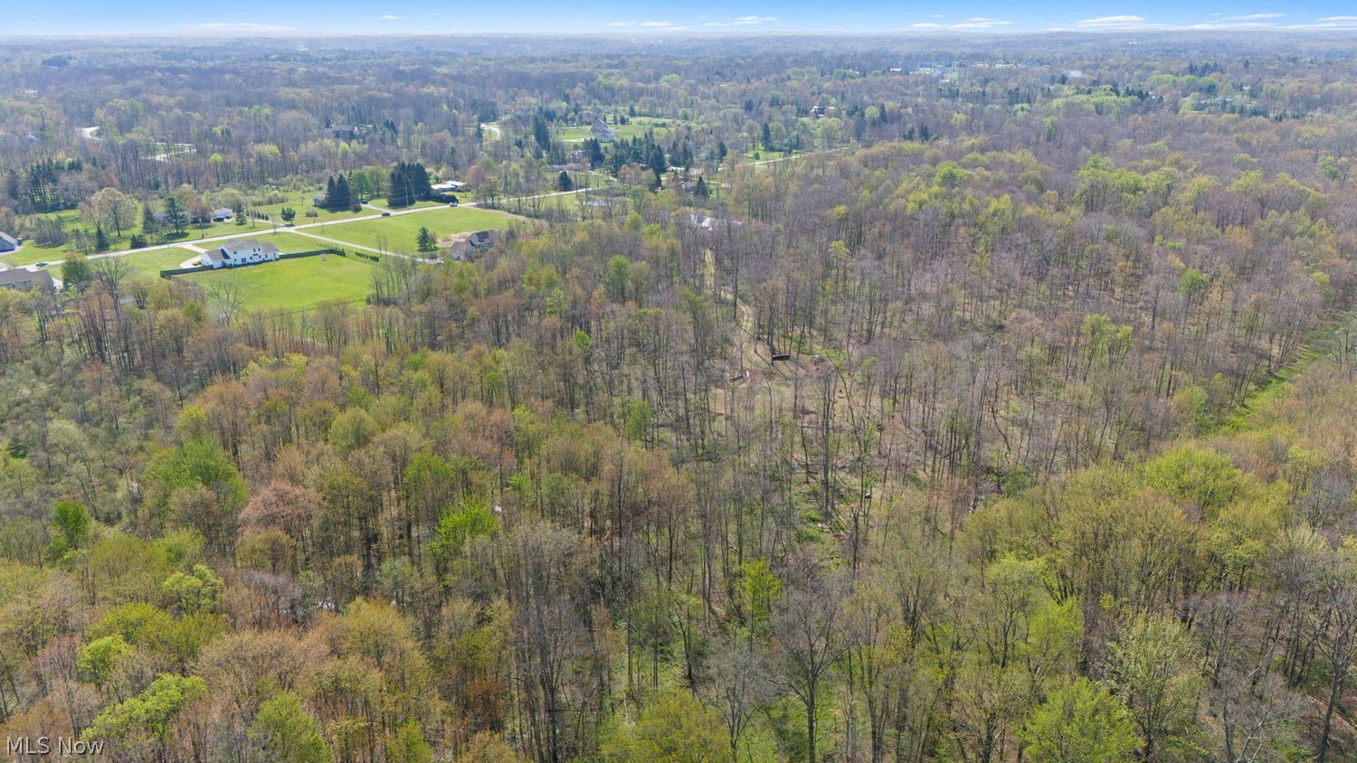 17990 Snyder Road Chagrin Falls, OH 44023 - Photo 14 of 21