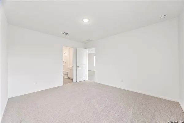 $1,675 | 205 Bronco Ridge, Pleasanton, TX 78064