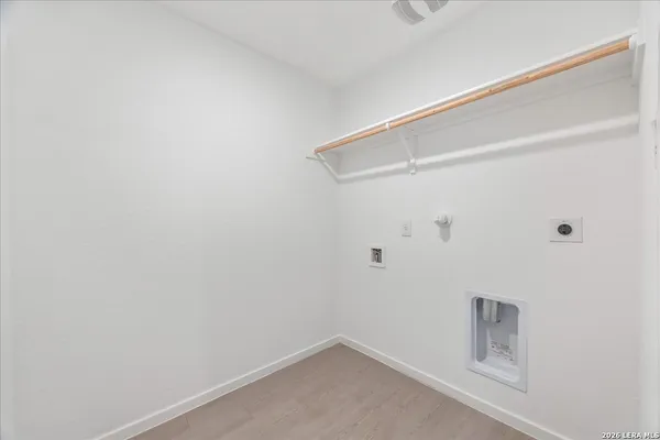 $1,675 | 205 Bronco Ridge, Pleasanton, TX 78064