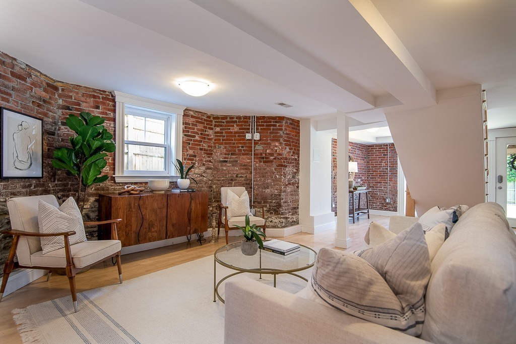 9 Greene Street, Unit 1 Somerville, MA 02143 - Photo 3 of 42