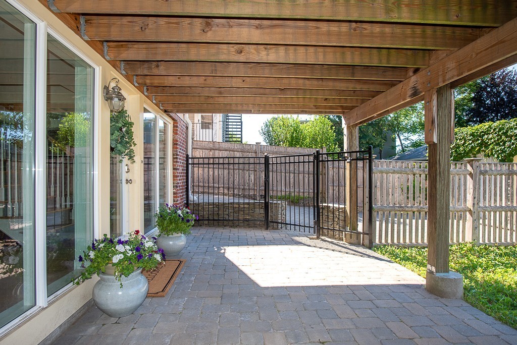 9 Greene Street, Unit 1 Somerville, MA 02143 - Photo 40 of 42