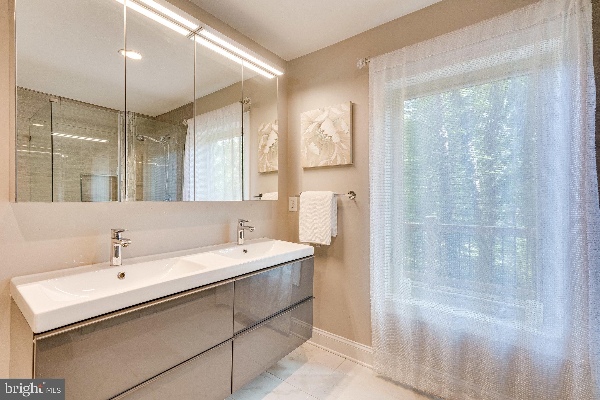 1409 Aldenham Lane Reston, VA 20190 - Photo 32 of 76