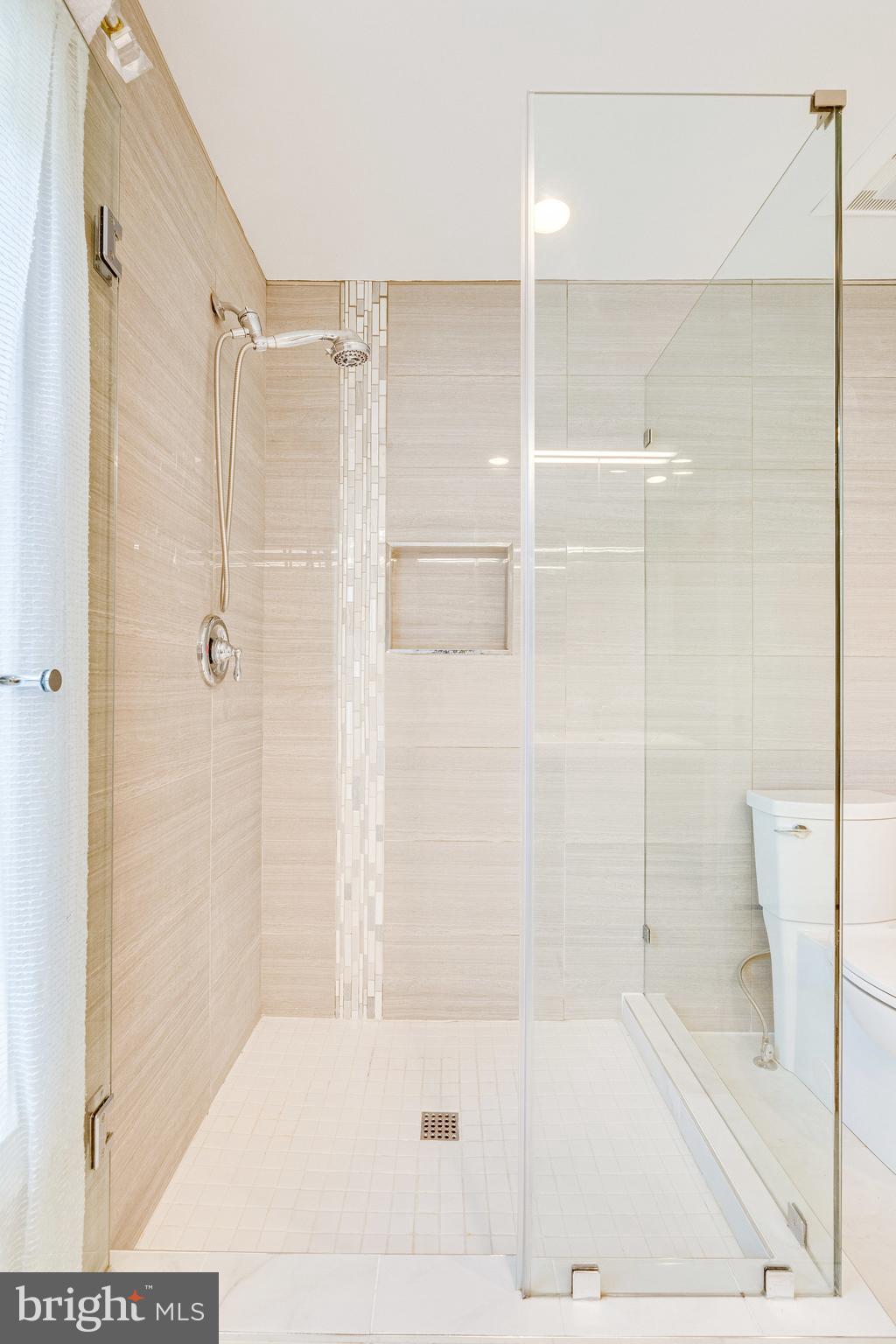 1409 Aldenham Lane Reston, VA 20190 - Photo 35 of 76