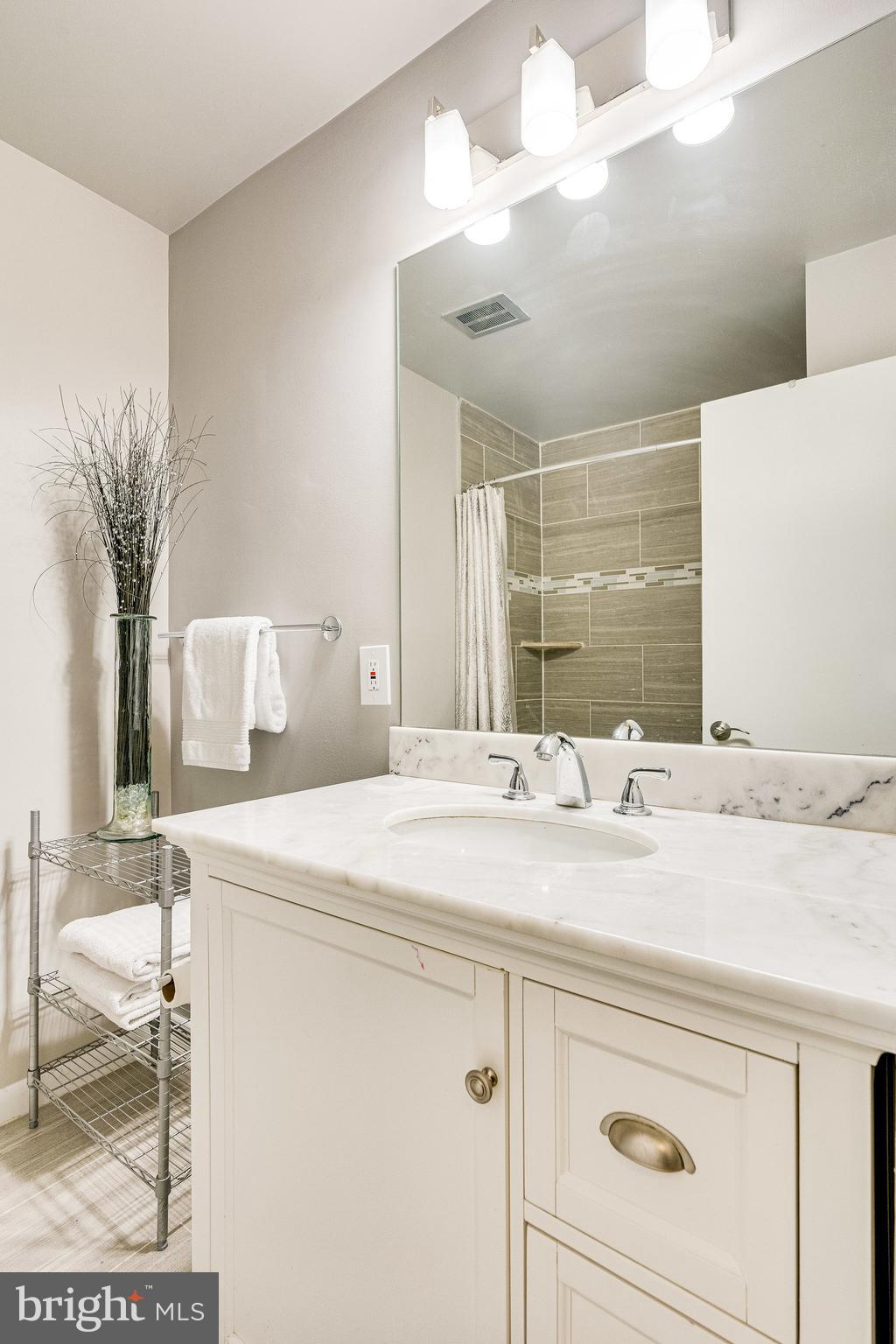 1409 Aldenham Lane Reston, VA 20190 - Photo 40 of 76