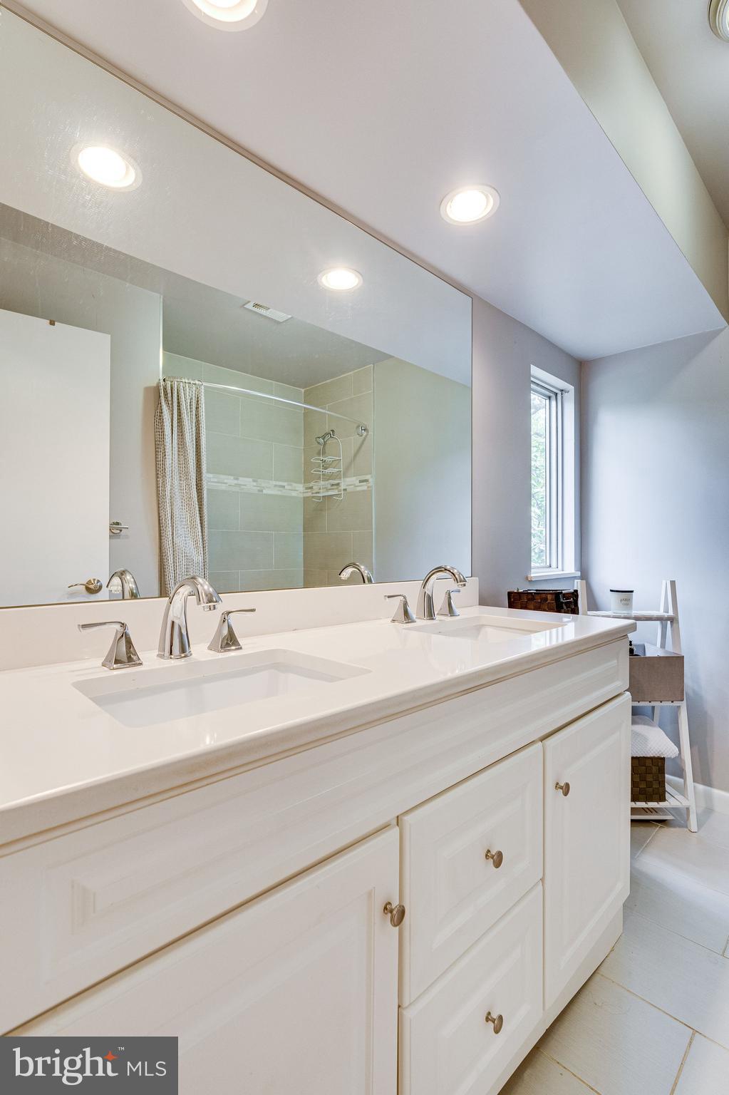 1409 Aldenham Lane Reston, VA 20190 - Photo 49 of 76
