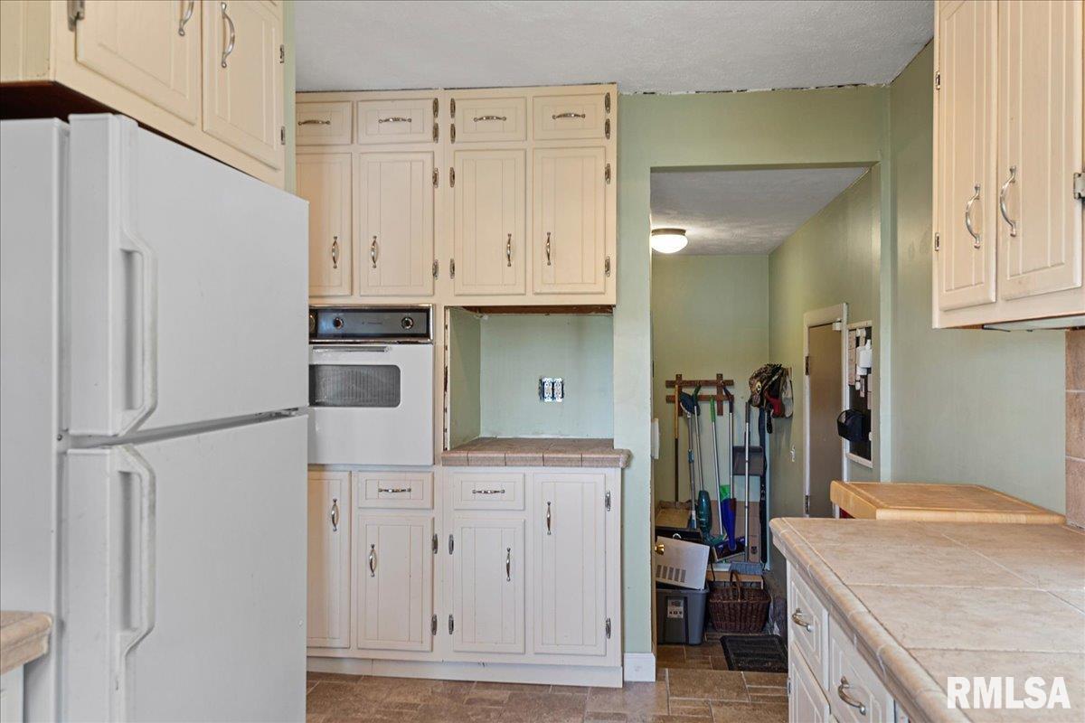 2274 McKinnie Road Springfield, IL 62707 - Photo 12 of 46