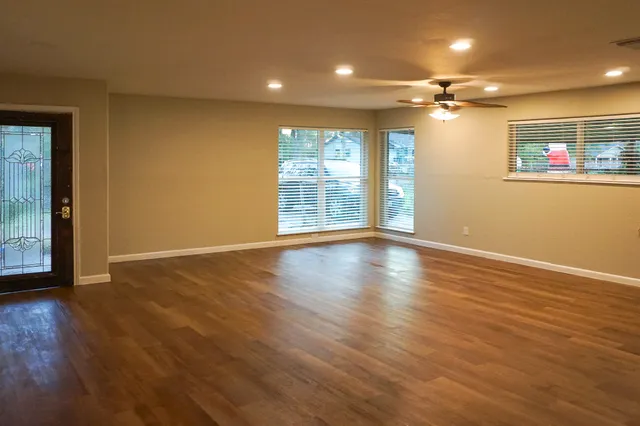 $1,650 | 8521 Woodlyn Road, Houston, TX 77028