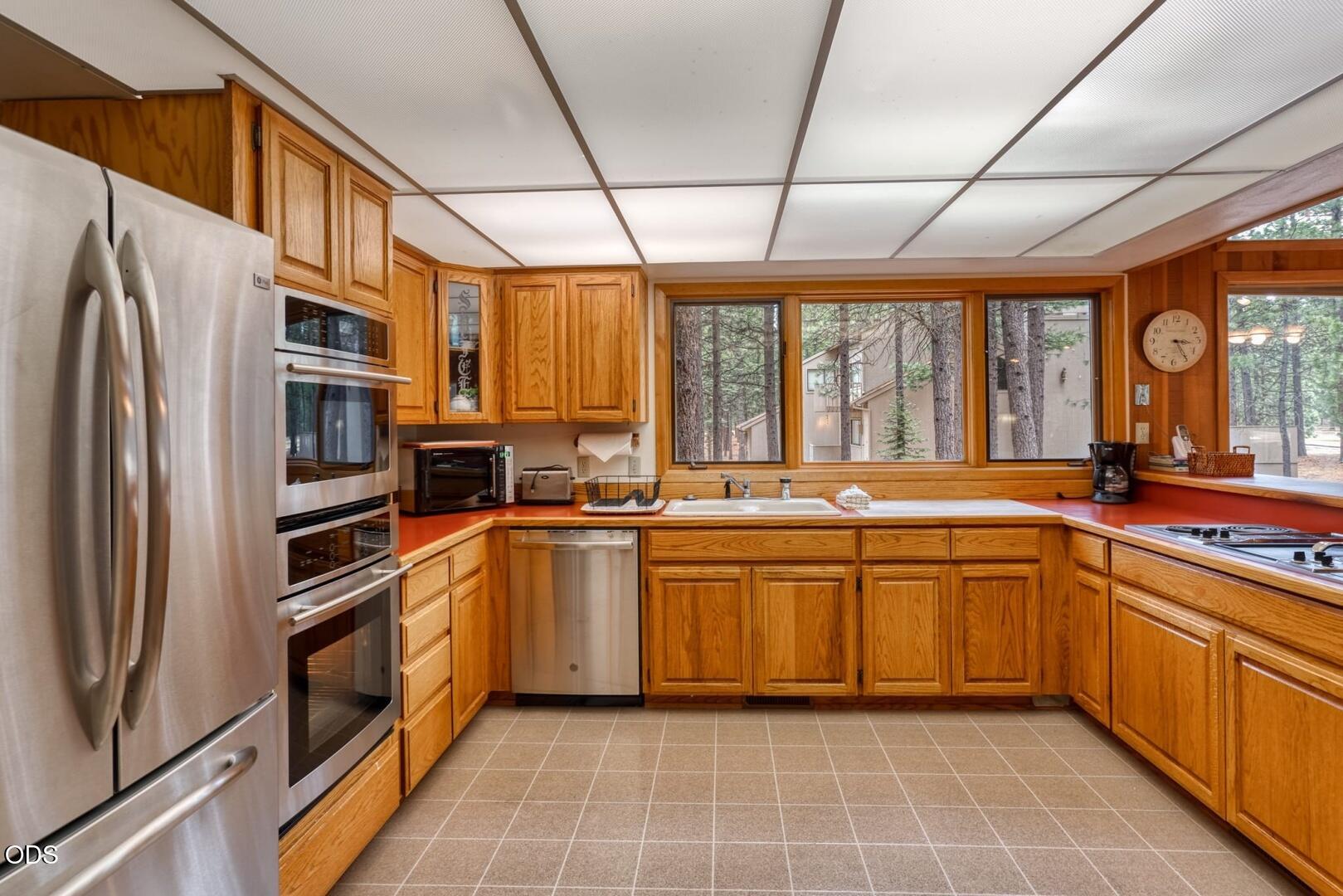 13441 Triflorium Black Butte Ranch, OR 97759 - Photo 7 of 40 Gallery Image 7