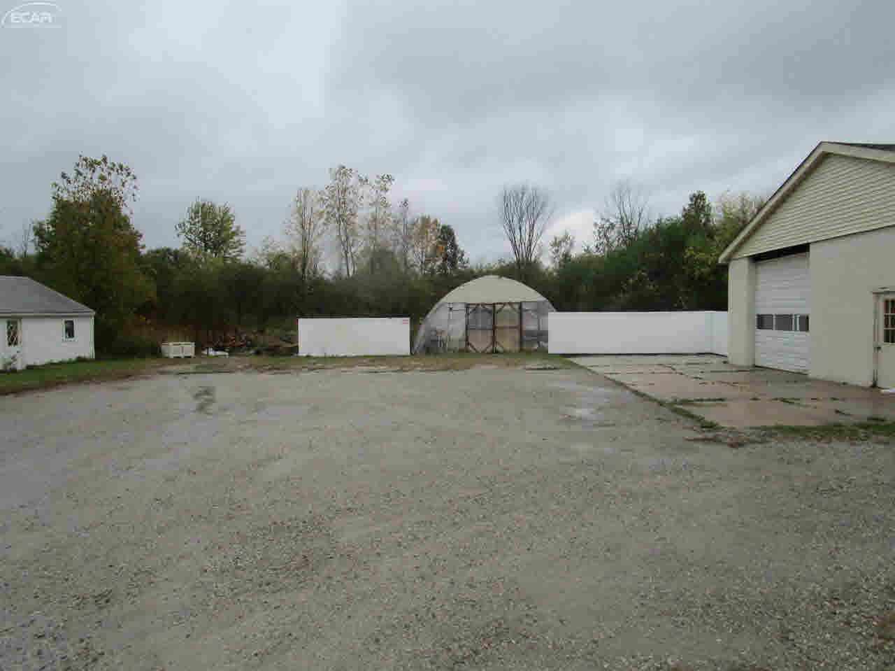 6361 Corunna Road Flint, MI 48532 - Photo 4 of 5 21378578-3.JPG
