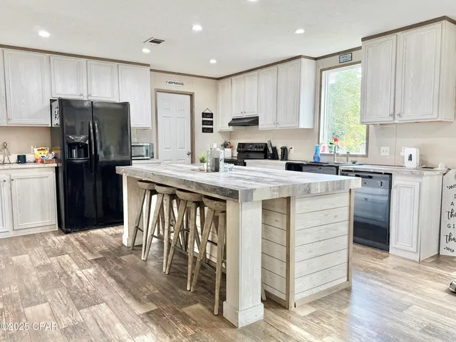 $250,000 | 3673 Evans Road, Vernon, FL 32462