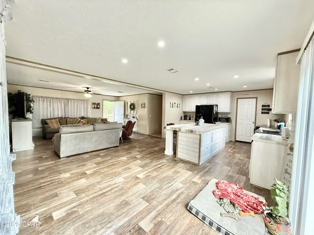 $250,000 | 3673 Evans Road, Vernon, FL 32462