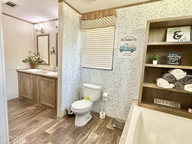 $250,000 | 3673 Evans Road, Vernon, FL 32462