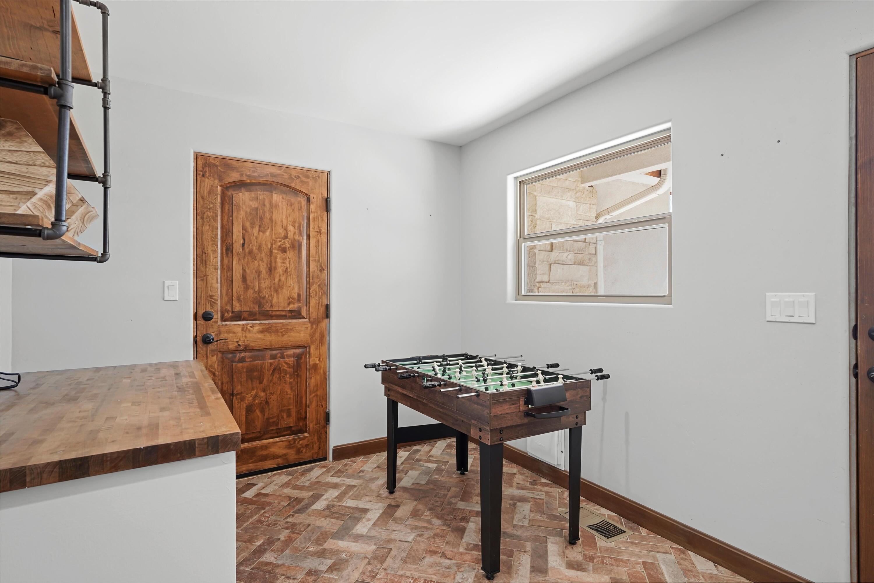 6735 Corrales Road Corrales, NM 87048 - Photo 79 of 130 Gallery Image 79