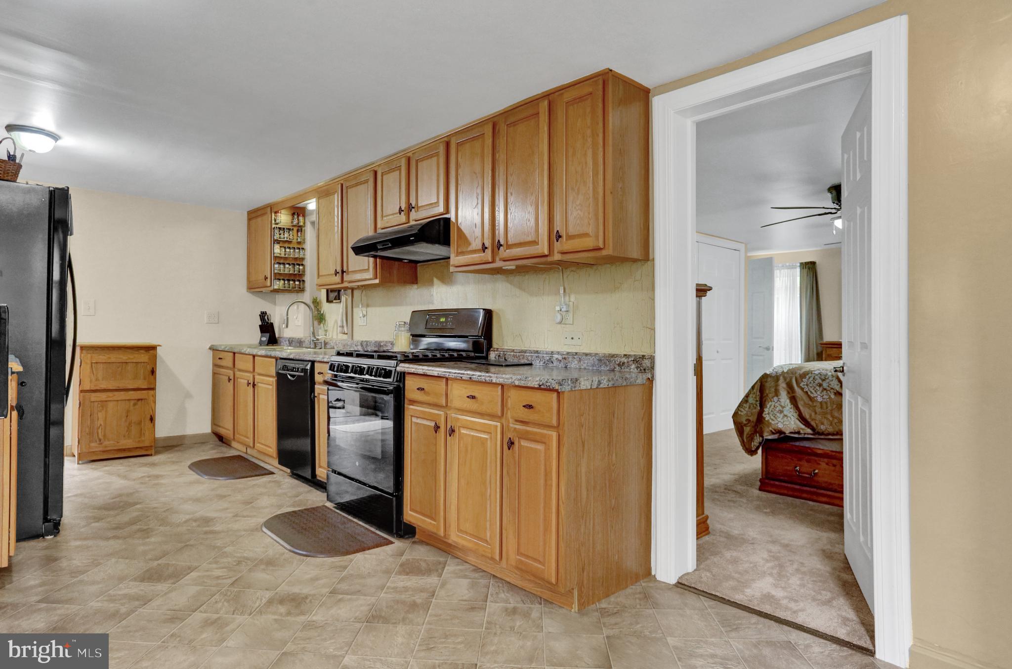 1306 Hawk Mountain Road Kempton, PA 19529 - Photo 3 of 51 Gallery Image 3