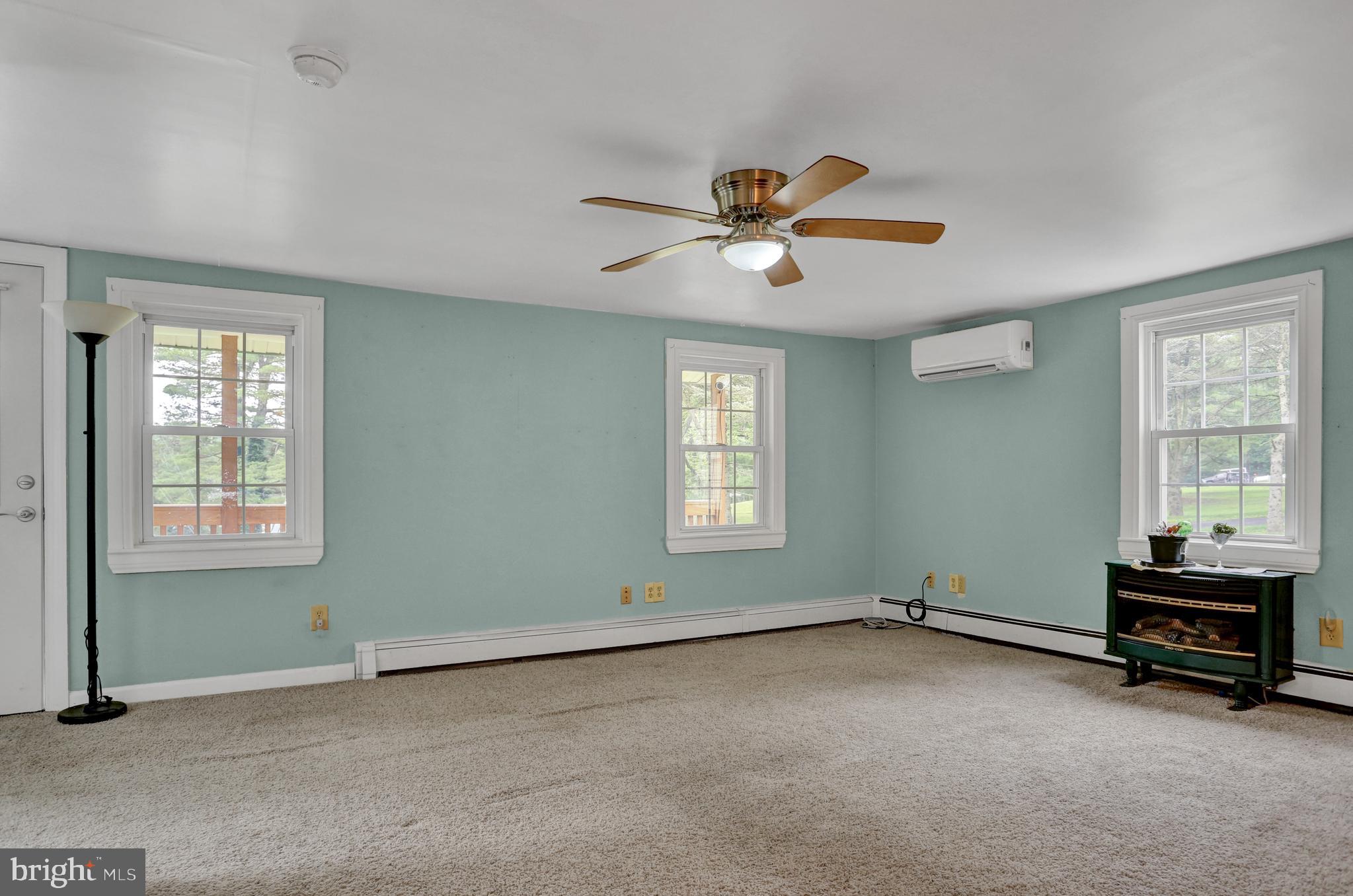 1306 Hawk Mountain Road Kempton, PA 19529 - Photo 9 of 51 Gallery Image 9