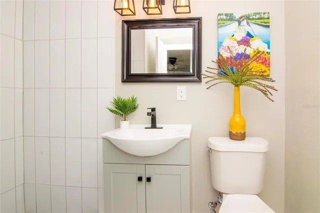 $3,000 | 3708 West Tyson Avenue, Tampa, FL 33611