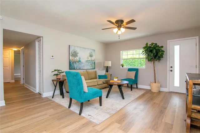 $3,000 | 3708 West Tyson Avenue, Tampa, FL 33611