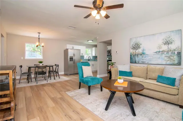 $3,000 | 3708 West Tyson Avenue, Tampa, FL 33611