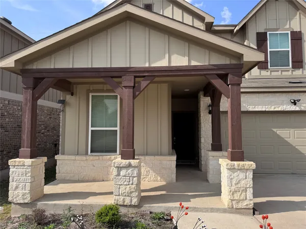 $2,700 | 266 Sugar Cane Road, Buda, TX 78610