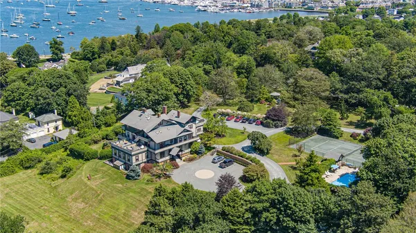 $8,500 | 35 Chastellux Avenue, Unit J, Newport, RI 02840