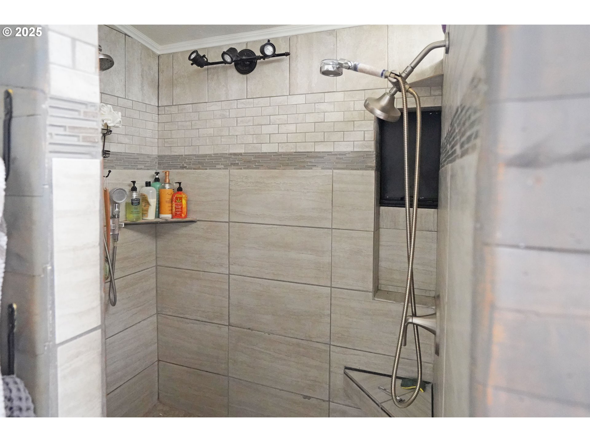 13620 Southwest Beef Bend Road, Unit 130 Portland, OR 97224 - Photo 17 of 25 Gallery Image 17