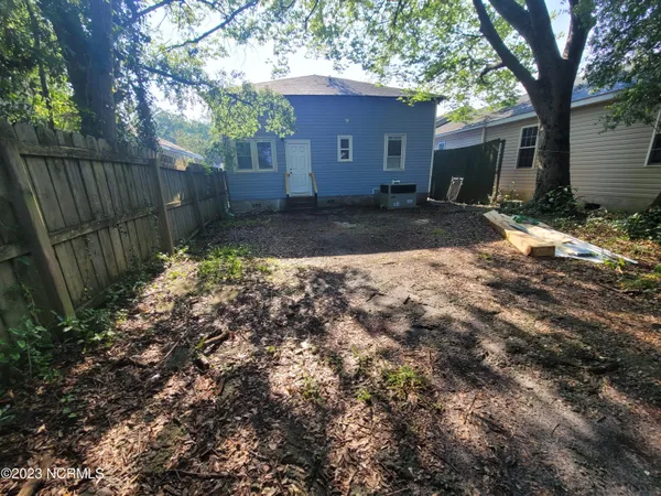 $2,150 | 112 South 12th Street, Wilmington, NC 28401