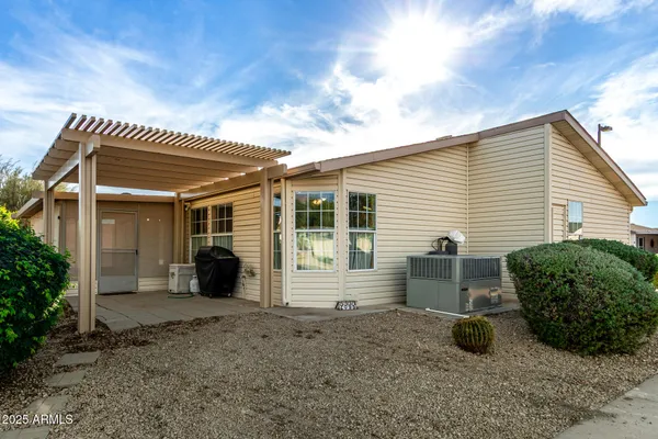 $177,500 | 3301 South Goldfield Road, Unit 2095, Apache Junction, AZ 85119