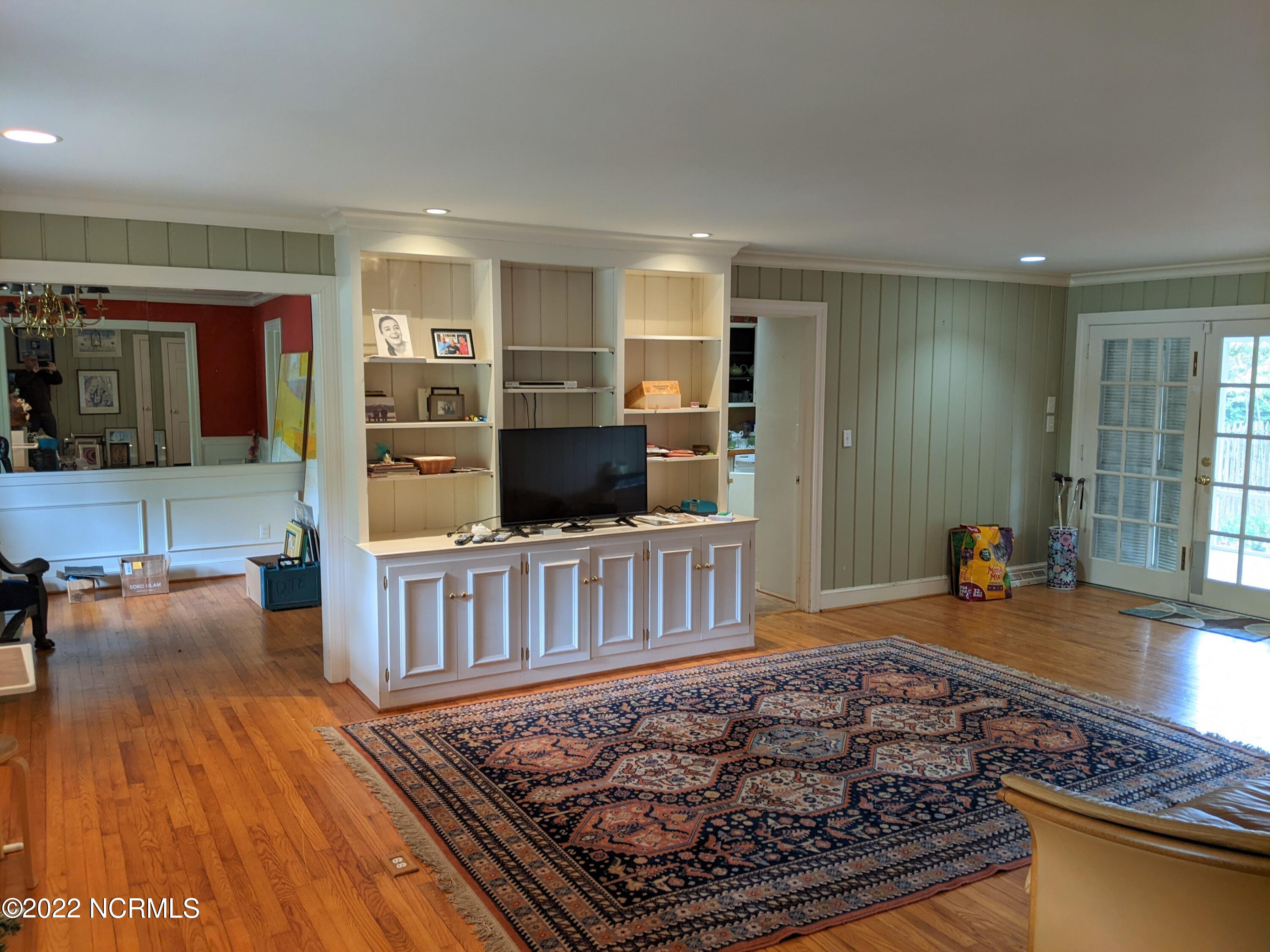 102 Crown Point Road Greenville, NC 27858 - Photo 13 of 44 PXL_20220416_144321278
