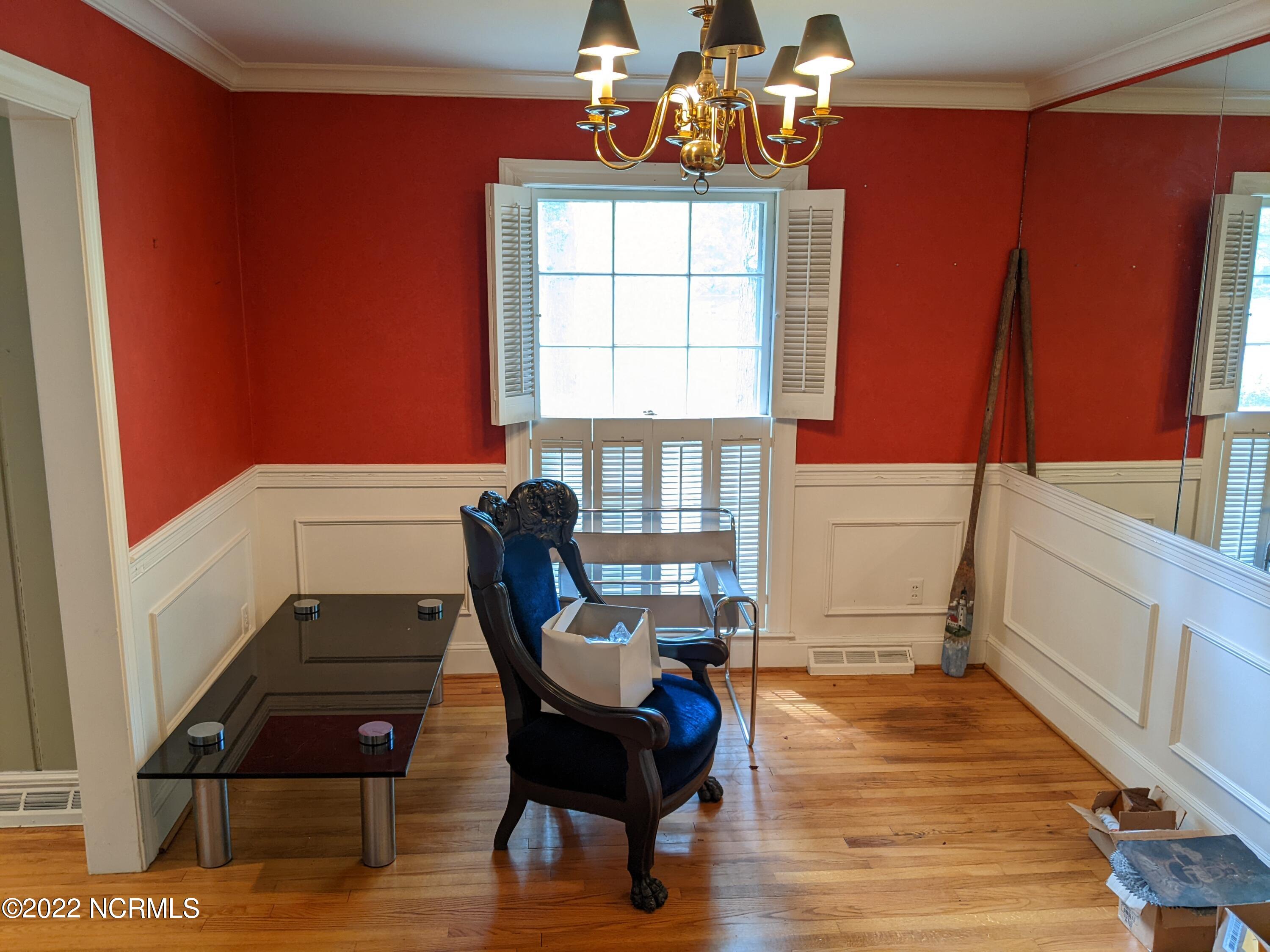 102 Crown Point Road Greenville, NC 27858 - Photo 23 of 44 Dining