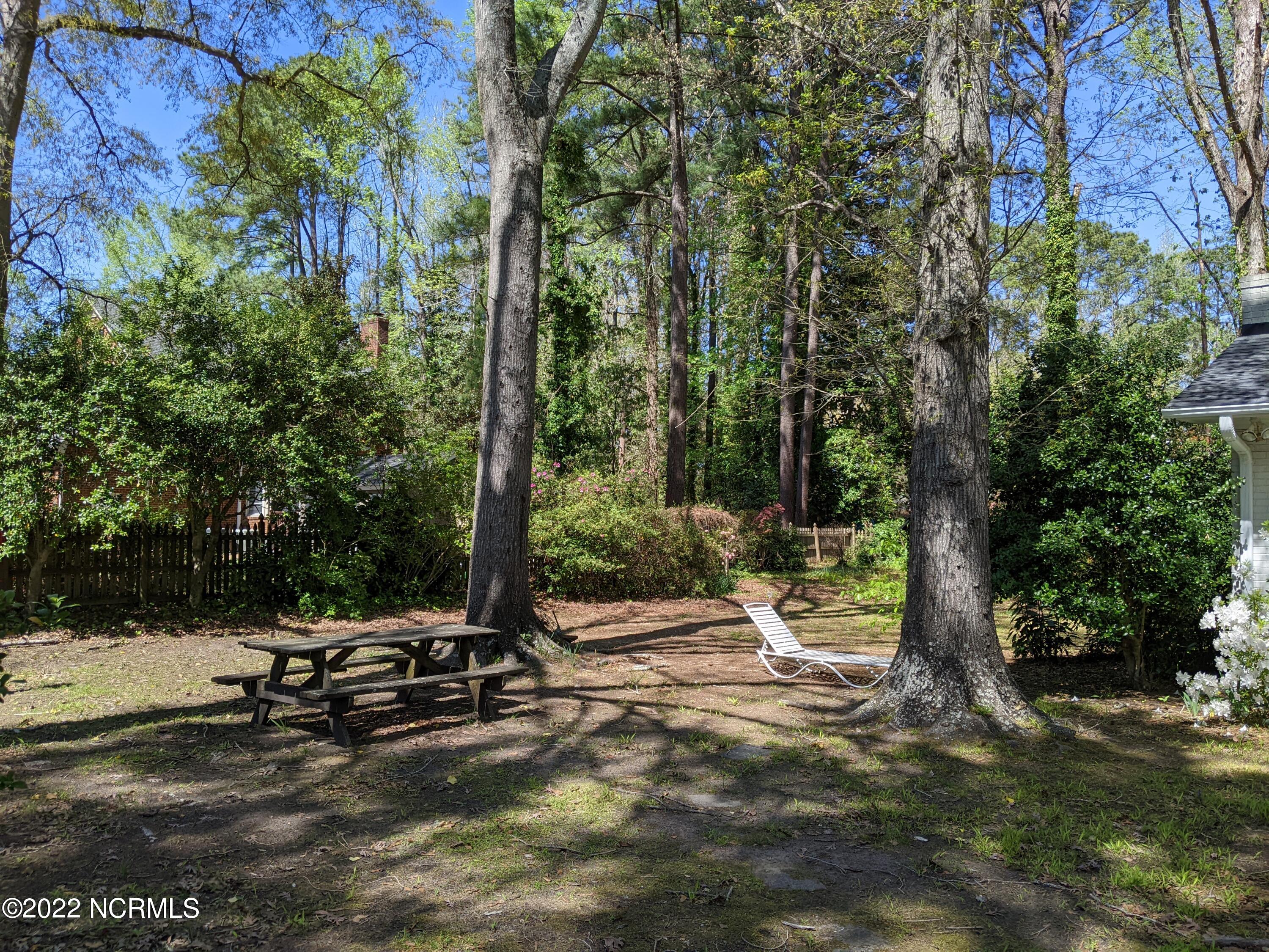 102 Crown Point Road Greenville, NC 27858 - Photo 10 of 44 PXL_20220410_183742305