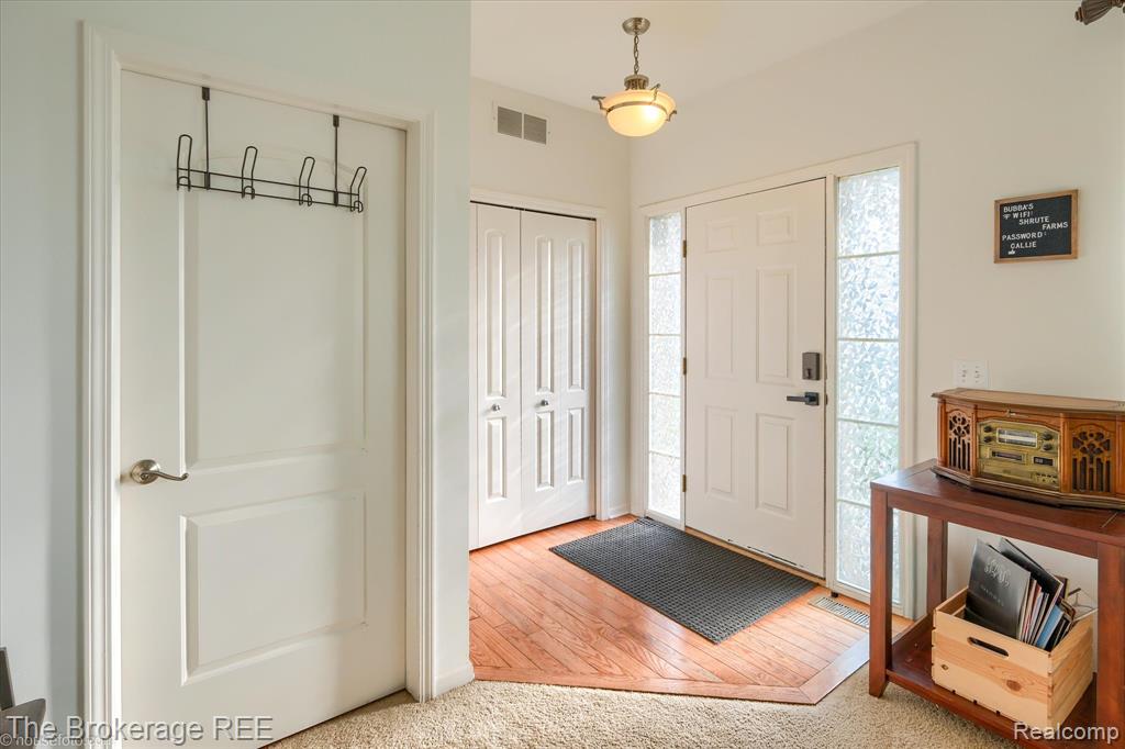 2880 Kipling Avenue Berkley, MI 48072 - Photo 6 of 49