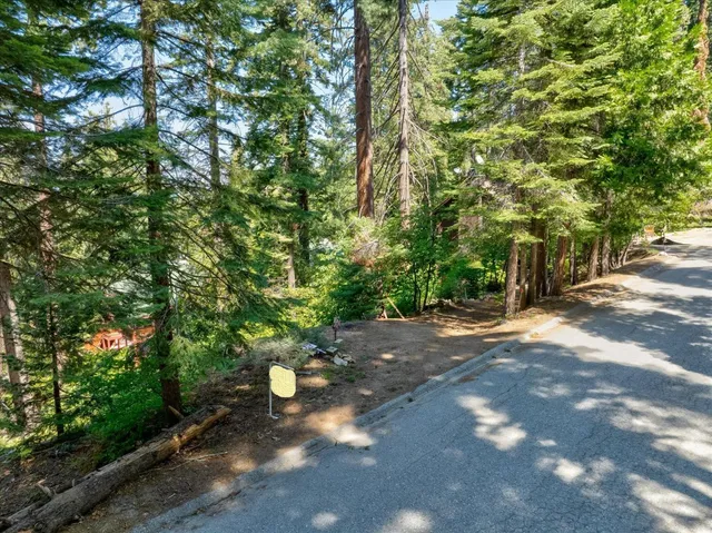 $348,000 | 7419 Henness Ridge Road, Yosemite West, CA 95389