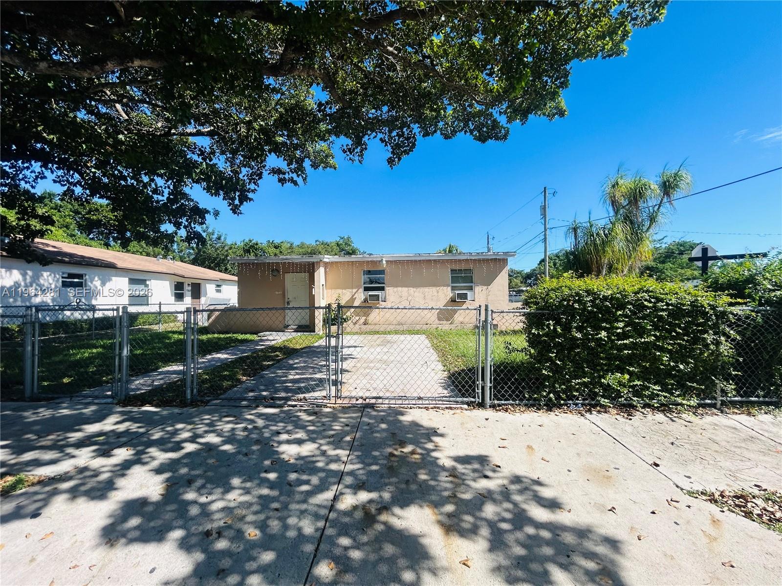 17645 Southwest 104th Avenue Miami, FL 33157 - Photo 1 of 10