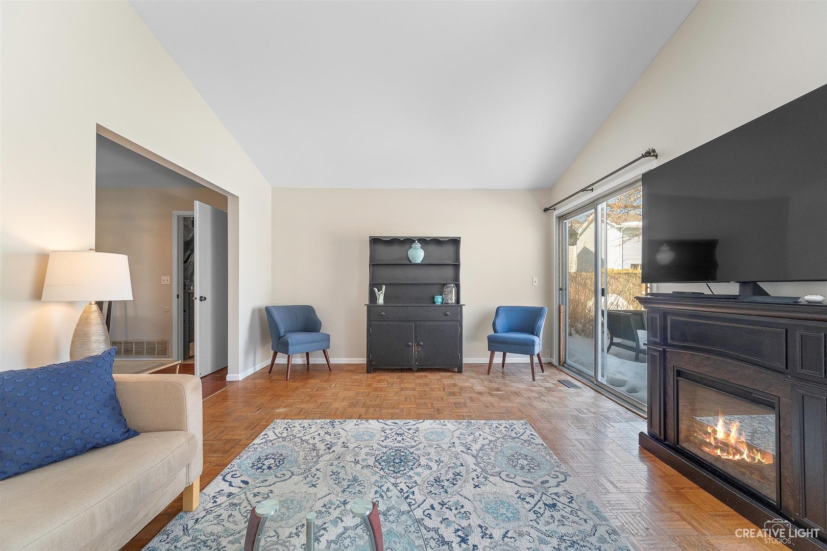 748 Hageman Place Naperville, IL 60563 - Photo 8 of 18