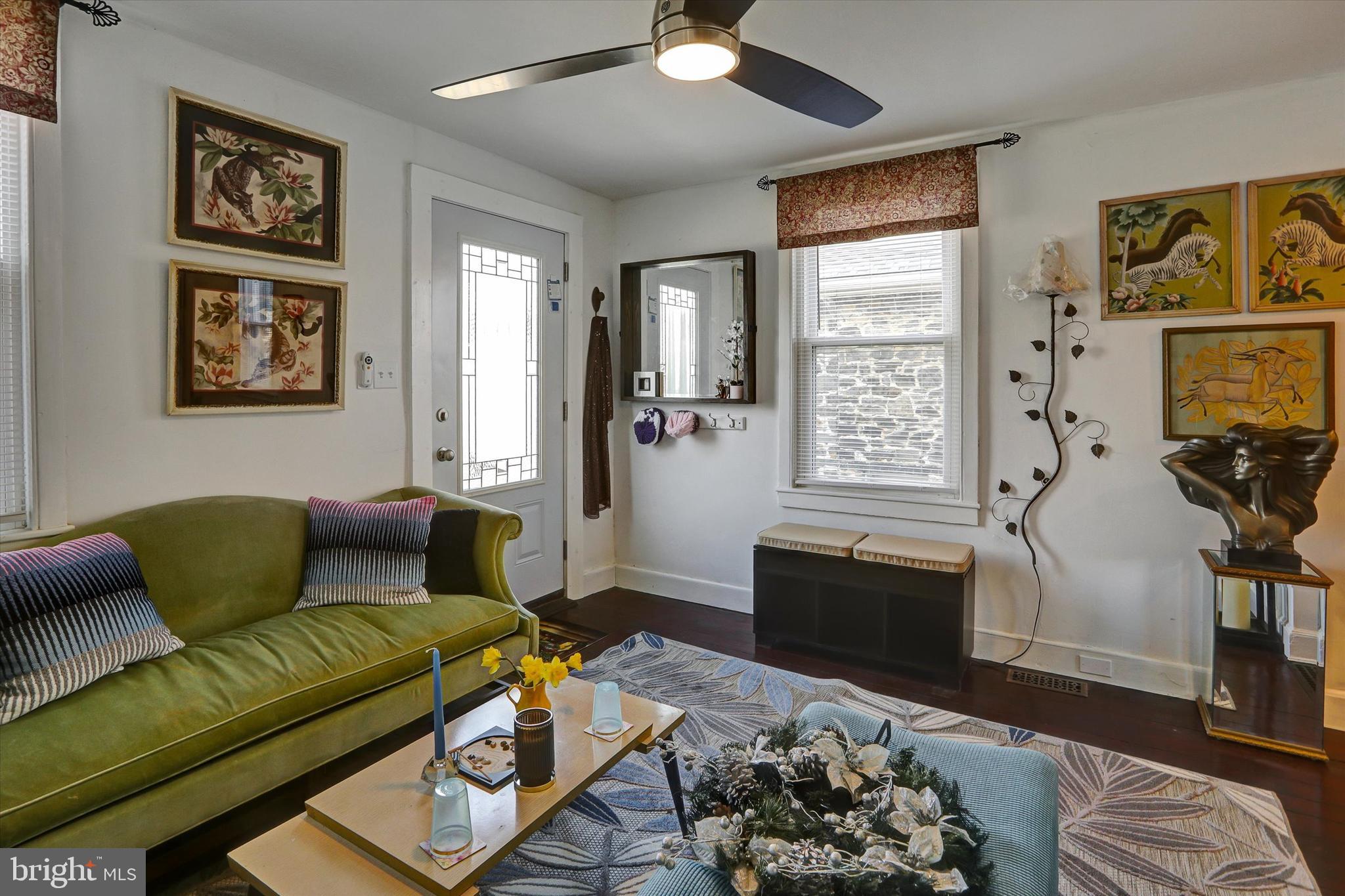 3355 Falls Road Baltimore, MD 21211 - Photo 5 of 32