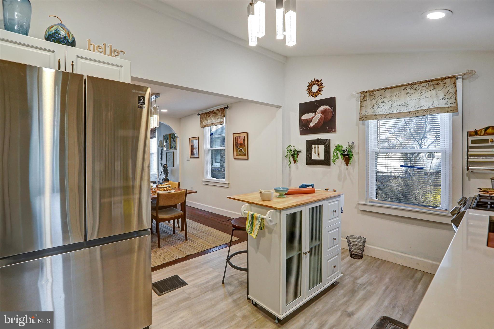 3355 Falls Road Baltimore, MD 21211 - Photo 8 of 32