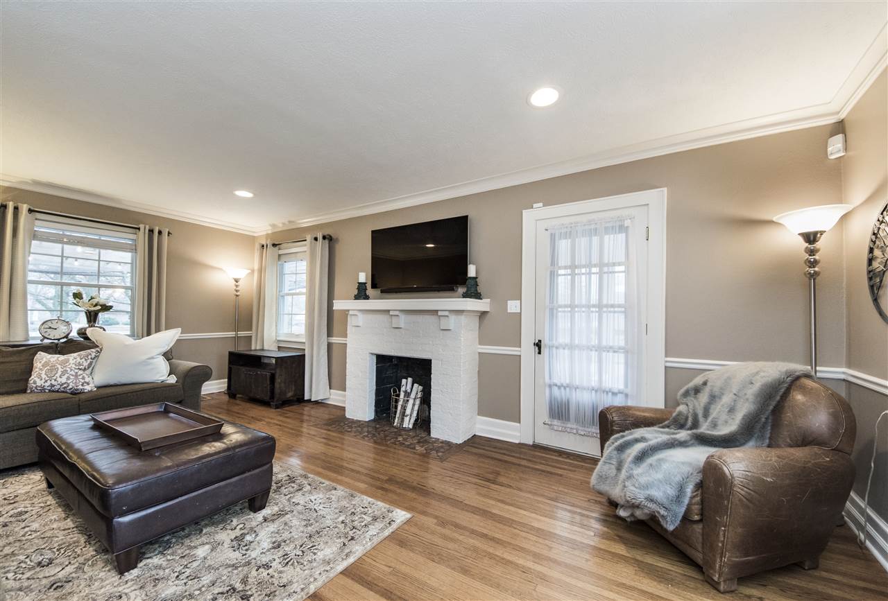 5043 North Prospect Road Peoria Heights, IL 61616 - Photo 4 of 24 Gallery Image 4